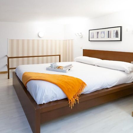 Apartamentos Puerta Del Sol I Madryt Zewnętrze zdjęcie
