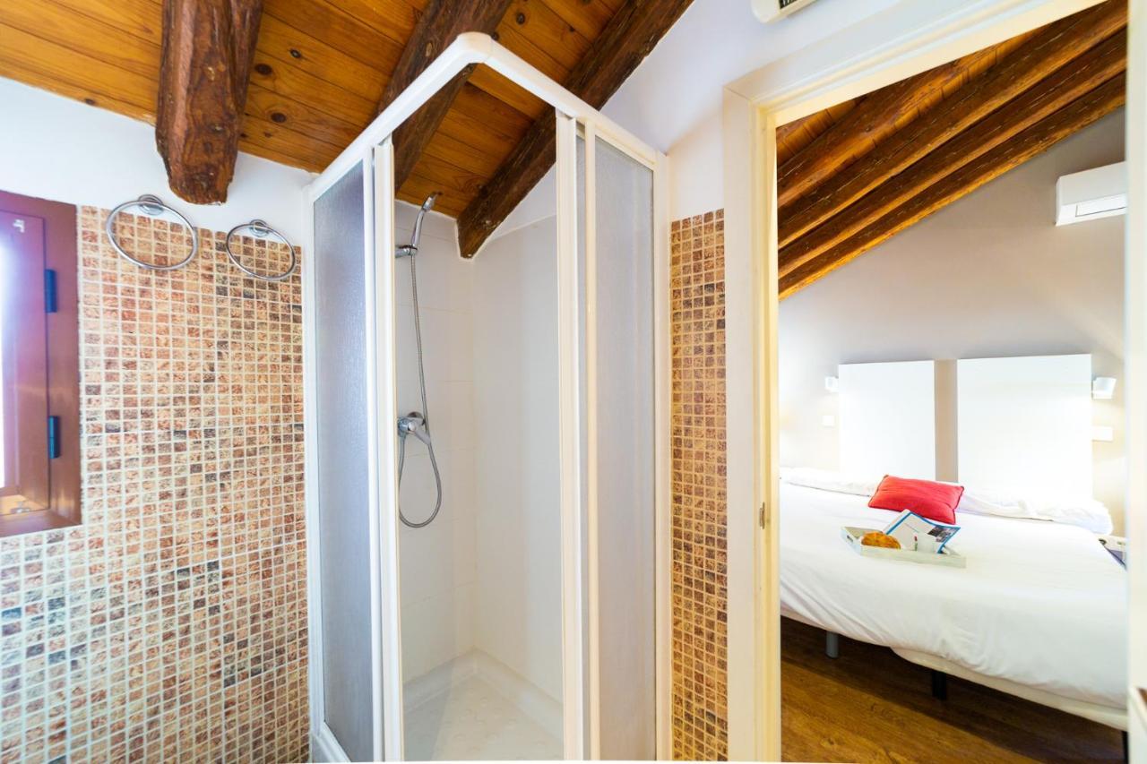 Apartamentos Puerta Del Sol I Madryt Zewnętrze zdjęcie