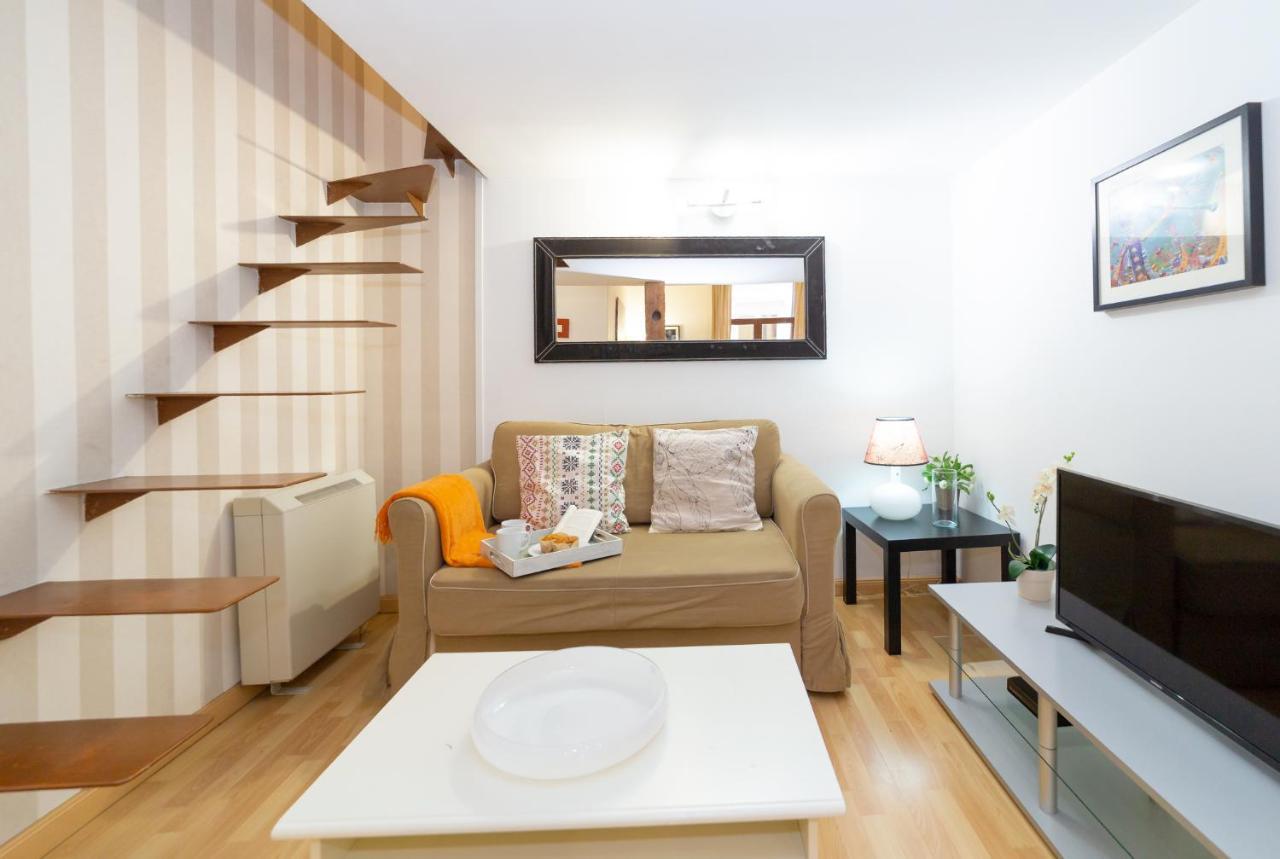 Apartamentos Puerta Del Sol I Madryt Zewnętrze zdjęcie