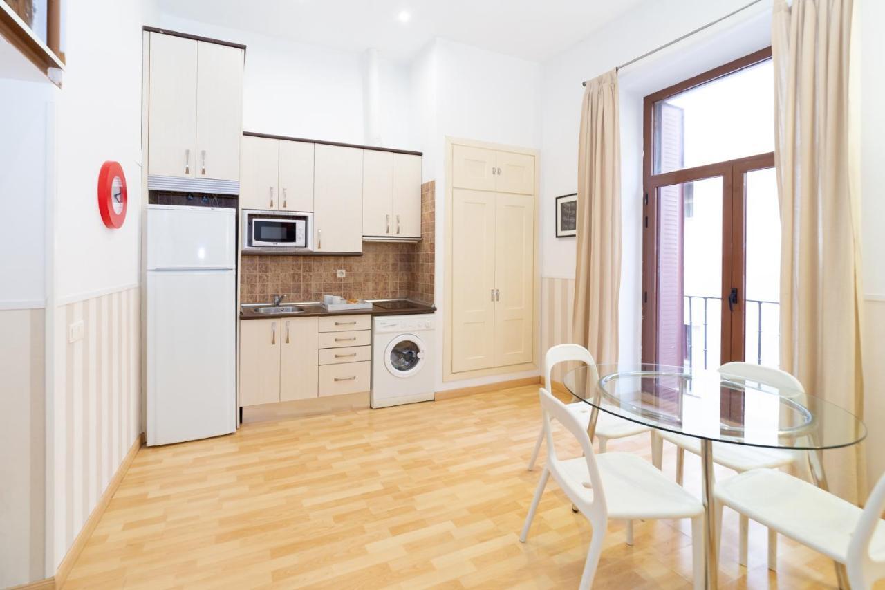 Apartamentos Puerta Del Sol I Madryt Zewnętrze zdjęcie